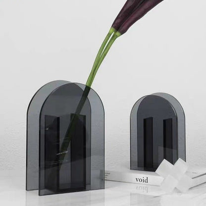 Maxima Dark Arches Acrylic Vase